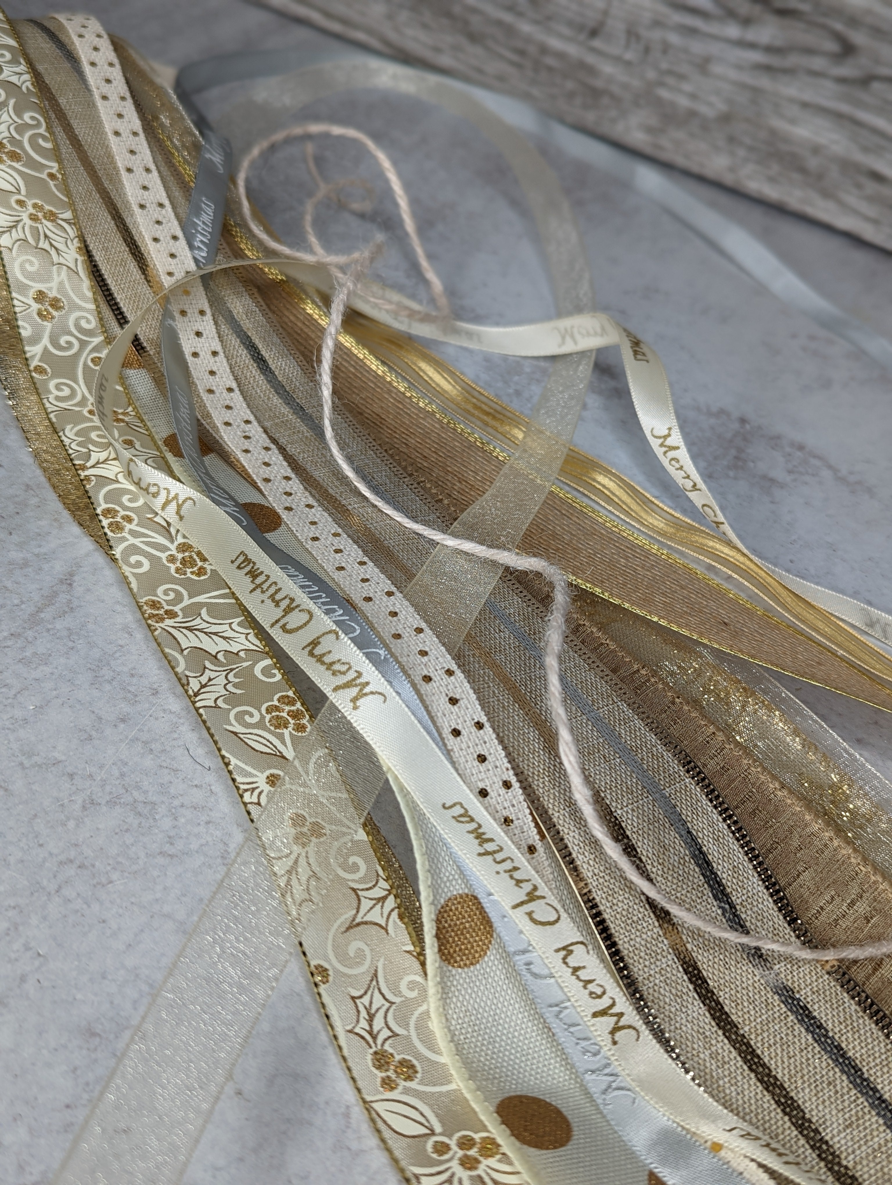 Gold, Silver & White Christmas Ribbon Bundle – Dakotafaye Creations